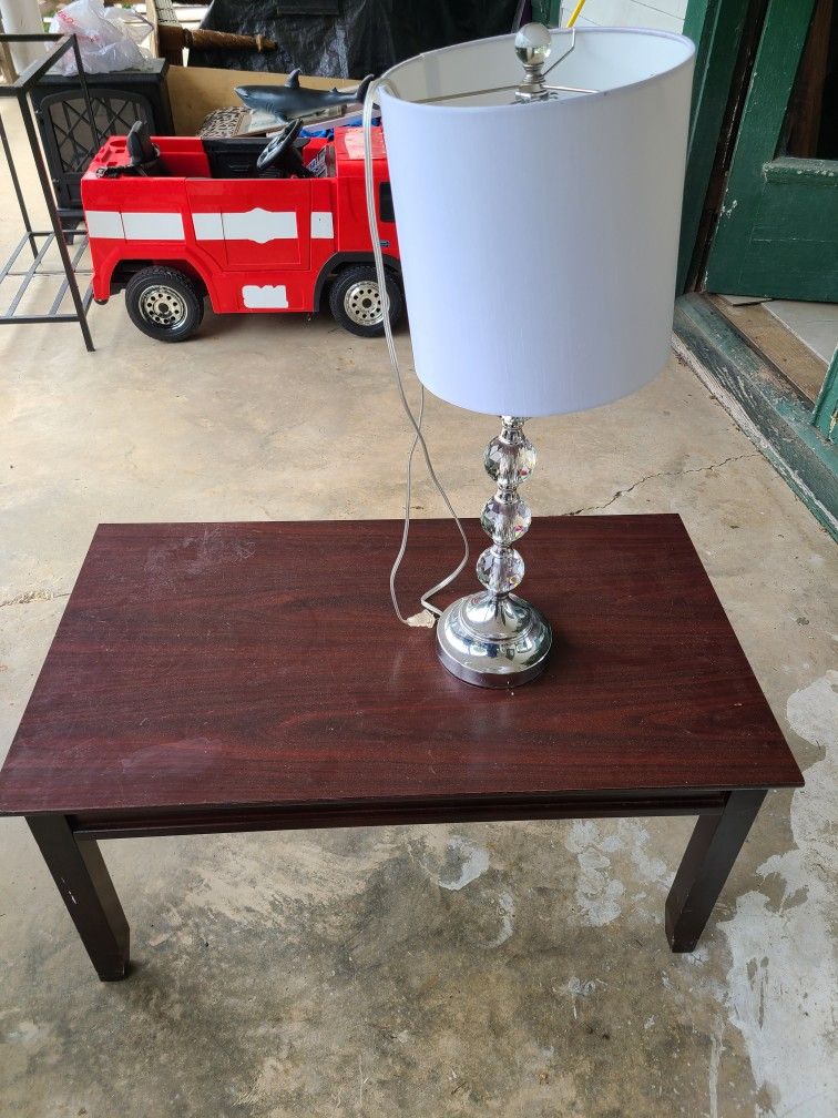 SMALL SIZE COFFEE TABLE 