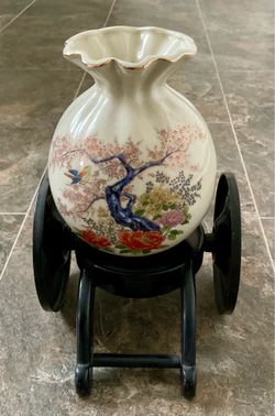 Vintage 7” Japanese Flower Vase With Unique Stand