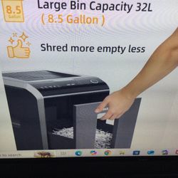 LOCKWORTH - 200 - SHEET MICRO - CUT PAPER SHREDDER 8.5 GALLON CAPACITY P-5 HIGH SECURITY CUT PAPER SHREDDER FOR OFFICE