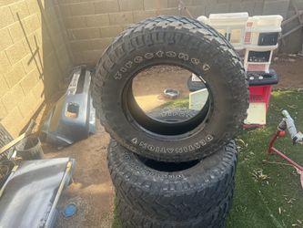 Tires LT 255/75R17