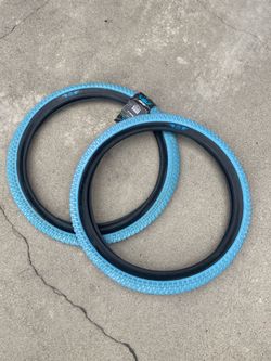 SE racing 20” cub tires (blue black wall) Bmx snake belly comp 3 kenda