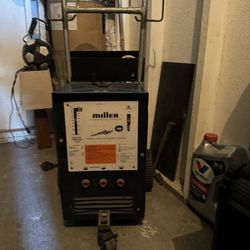Miller Arc Welder Thunderbolt 225V