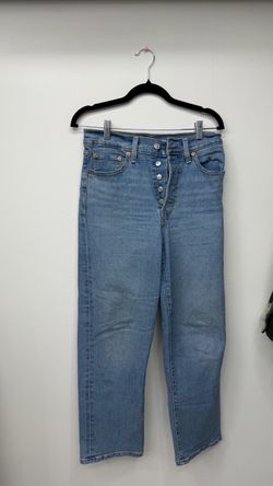 Levi’s High Wasted Women’s Jeans