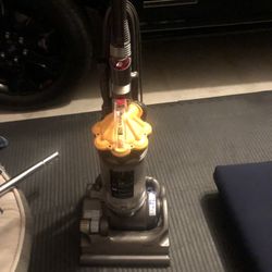 Dyson vacuum 