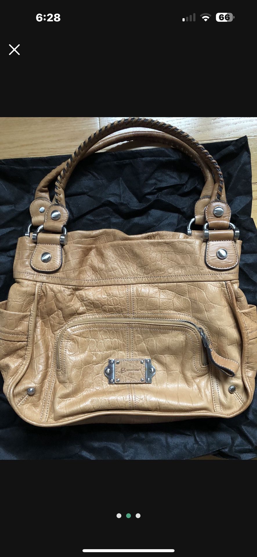 B. Makowsky Beautiful Leather Bag