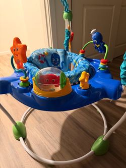 Baby bouncer