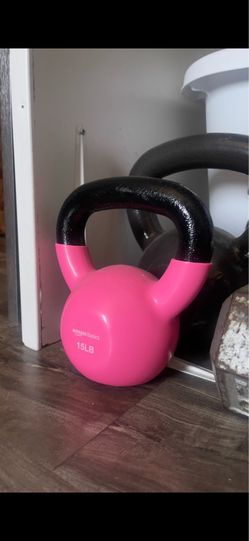 Amazon Basics 15 lb Pink Kettlebell