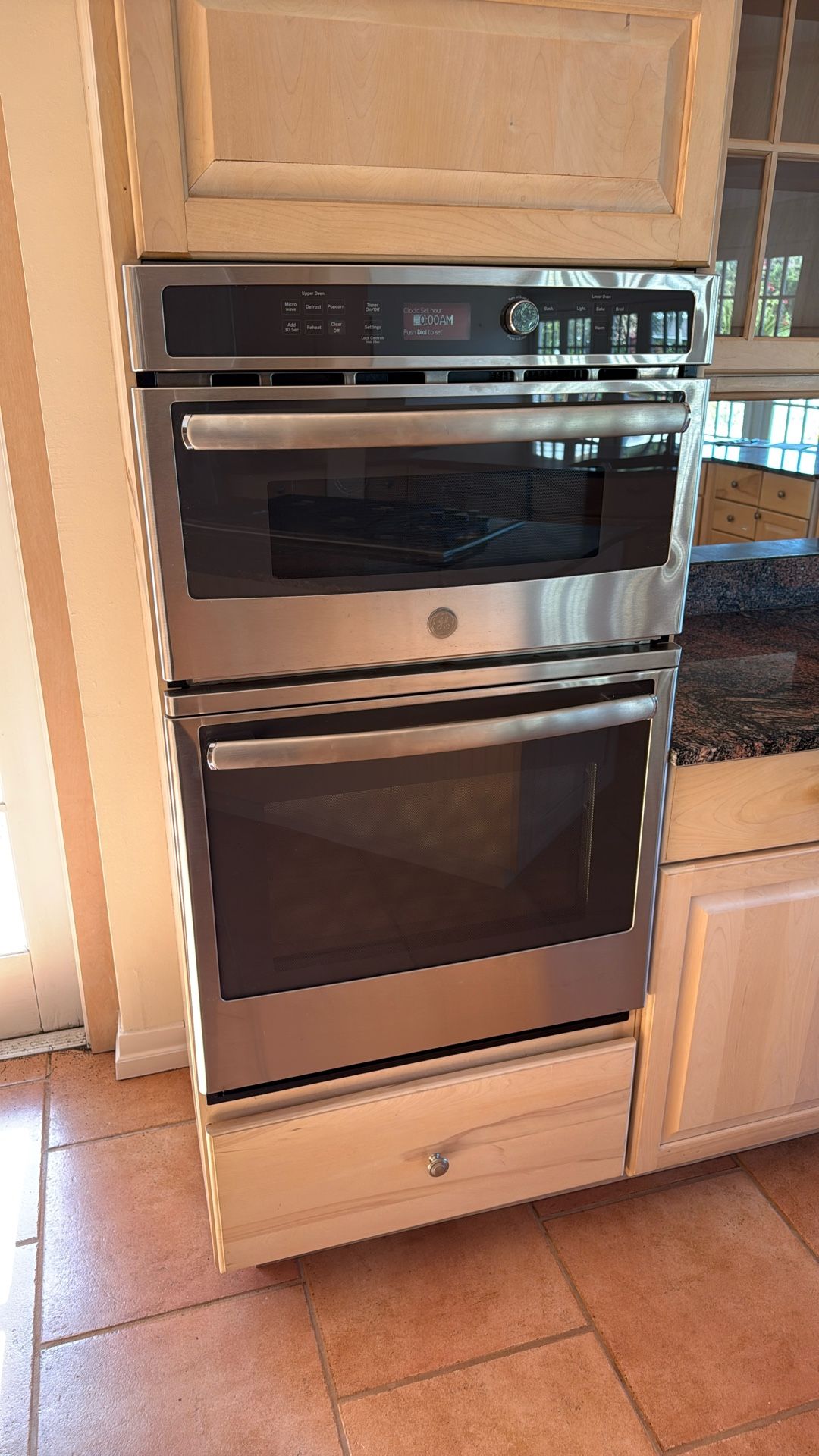GE Oven And Microwave Built In - Lightly Used
