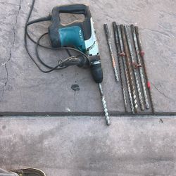 Makita  Rotary hammer drill 