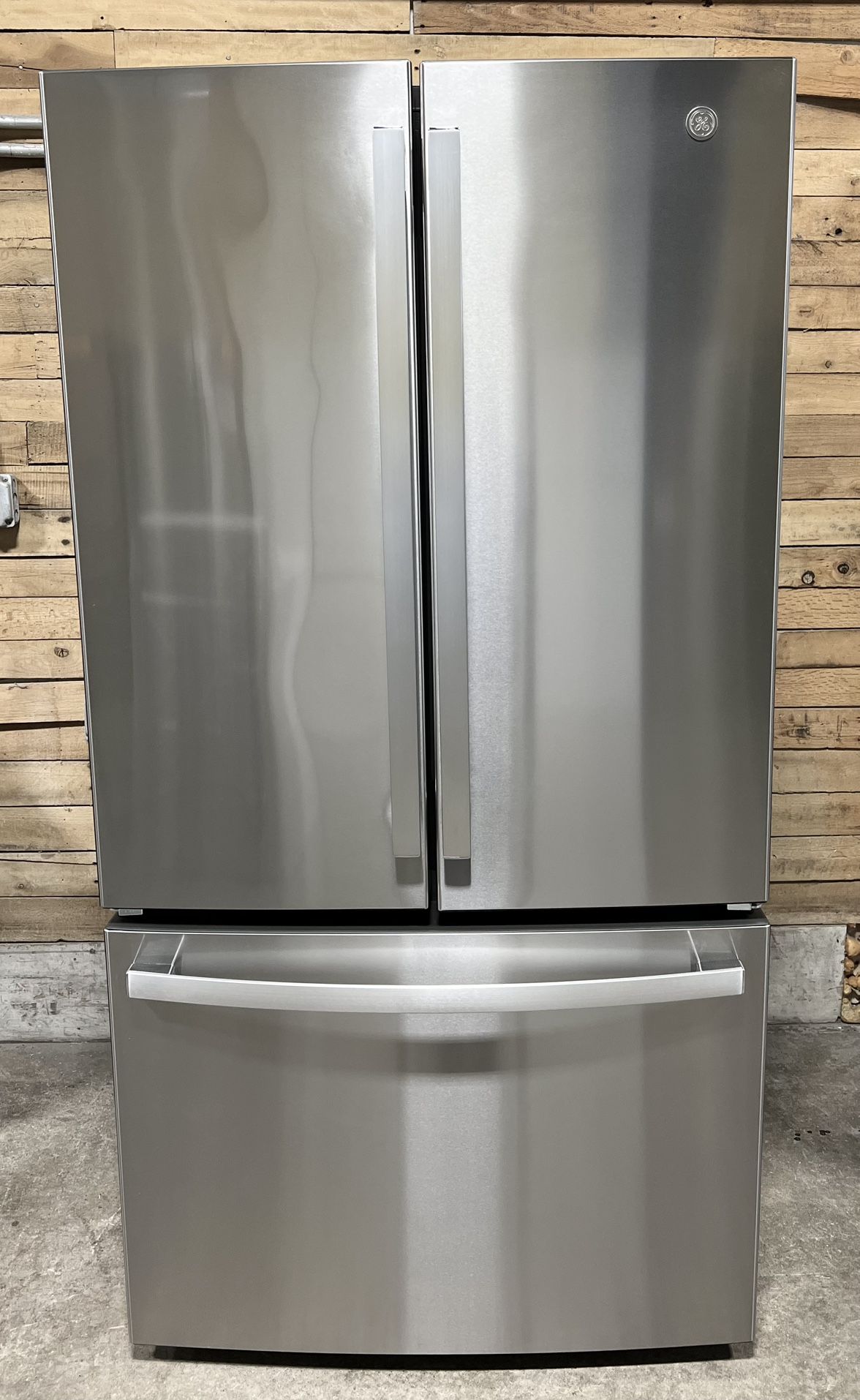 NEW French Door Refrigerator w/WATER+ICE