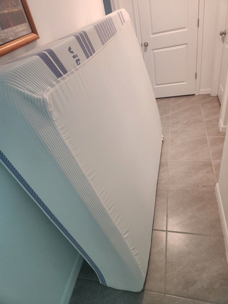 Queen Size Bed, Box Spring AND Frame!