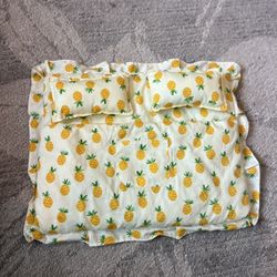 Labubu Double Sleeping Bag + 2 Pillows (Pineapple)