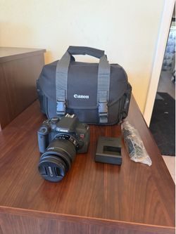 Canon Rebel T6i DSLR