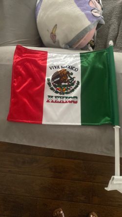 Car flags
