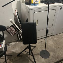 Tattoo Armrest And Light