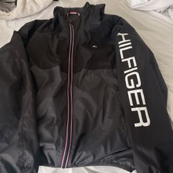 Tommy Hilfiger Blk Windbreaker Size Large 