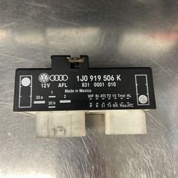 2000 VW Beetle 1.8L Turbo Coolant Fan Control Module