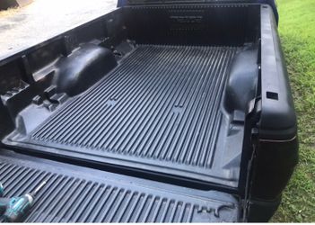 Bed liner for a Mazda b-4000 series truck 120 or best offer