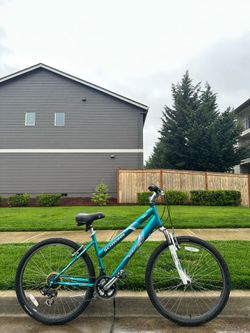 Schwinn Sidewinder 26” Women’s Mountain Bike – Step-Through Low Step Bicycle