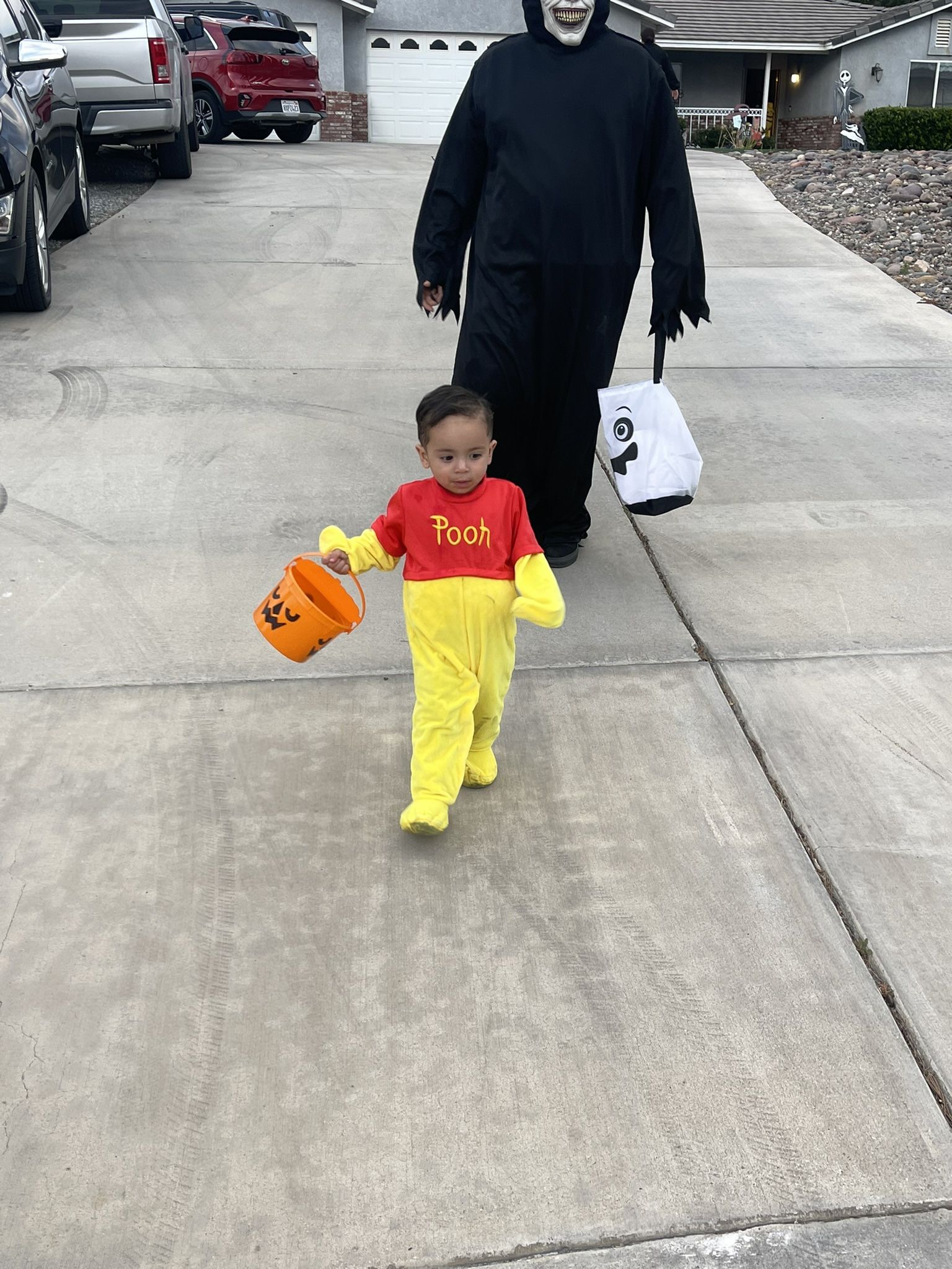 Costume