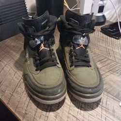 Air Jordan Spizike (Olive Green) SIZE 8