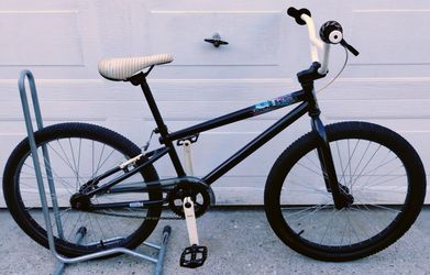 2011 GT Pro 24" BMX Bike