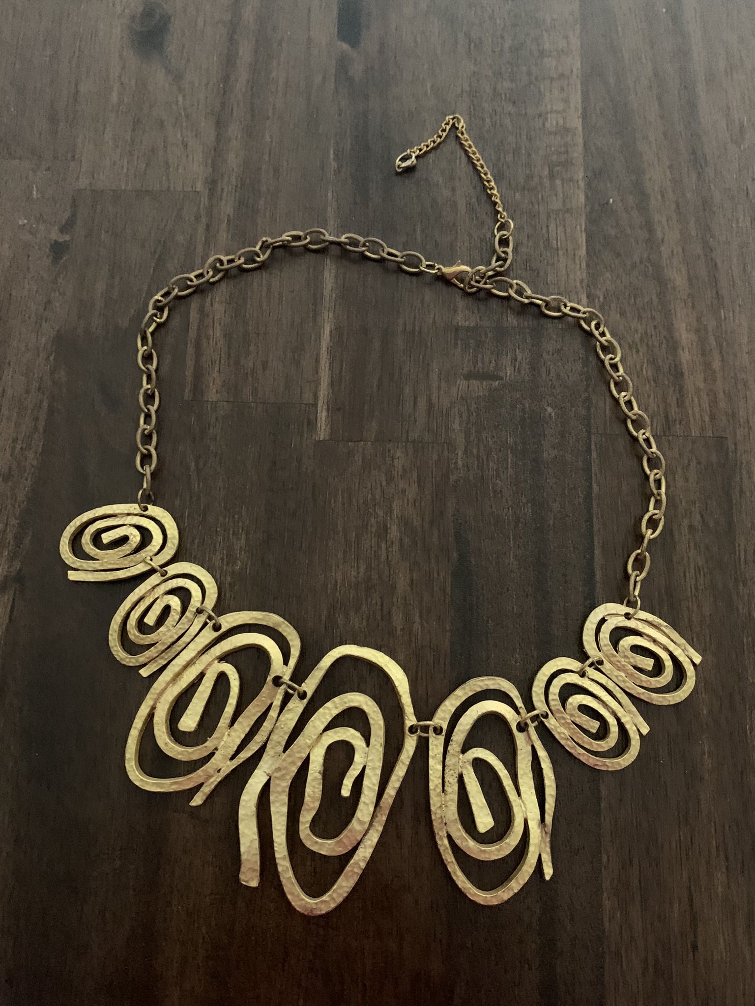 Ladies chunky necklace