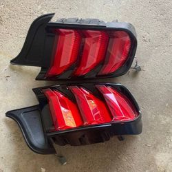 2017 Shelby GT350 stock Taillights 