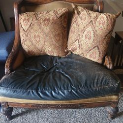 Twin Chair