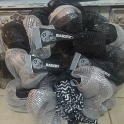 Raiders Christmas Decor