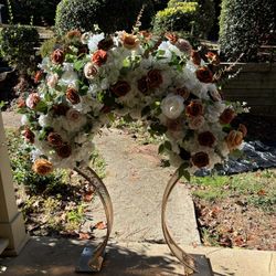 Wedding Decorations: Arch Decor 