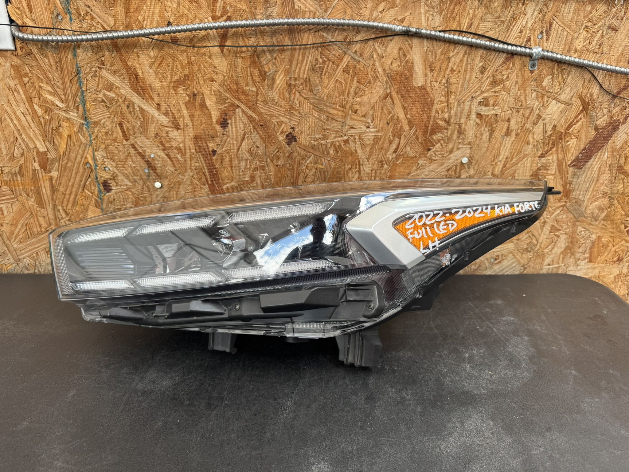 2022 2023 2024 KIA FORTE LEFT SIDE HEADLIGHT FULL LED OEM USED