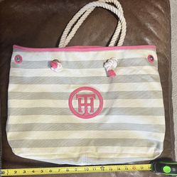 Tommy Hill Figure Canvas Bag