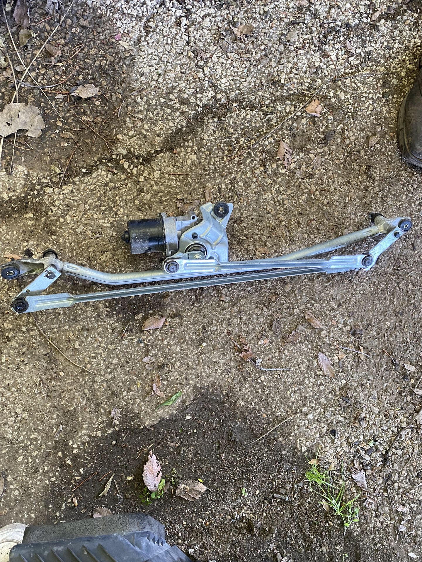 2016 Chevy Silverado 2500 HD windshield wiper motor