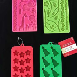 4 Different Silicone Molds All For $6