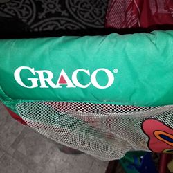 Graco Babies  Play Pen.