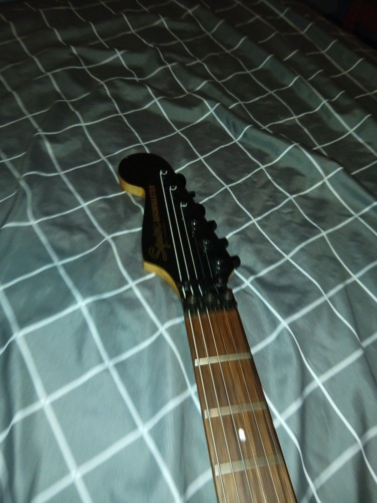 Electric Guitar (Fender)