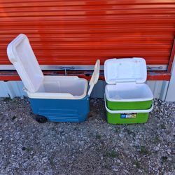 2 Igloo Coolers $30 Dlls.