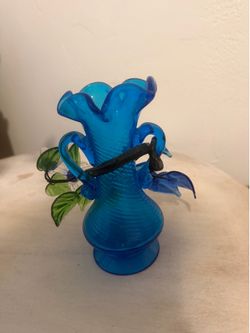 Blown glass vase w flowers