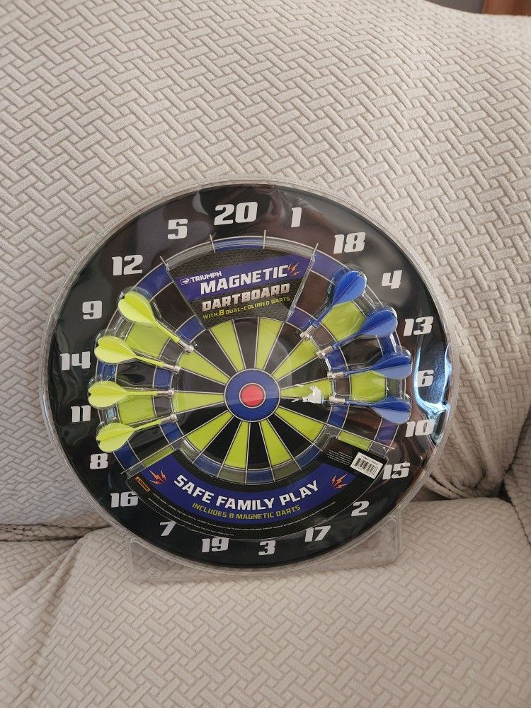 Magnetic Dart Board