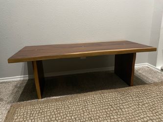 MUST GO BY SEPT 12 Wooden coffee table/bench