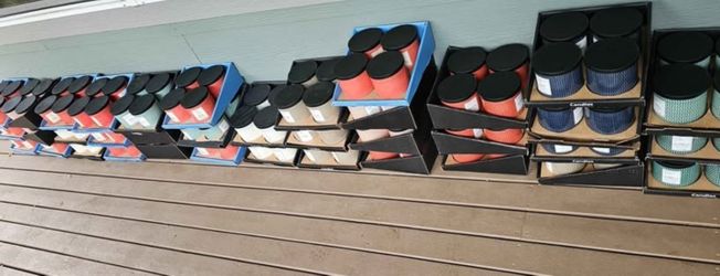 CANDLES NEW $3 EACH 3 WICK 10 DIFFERENT SCENTS