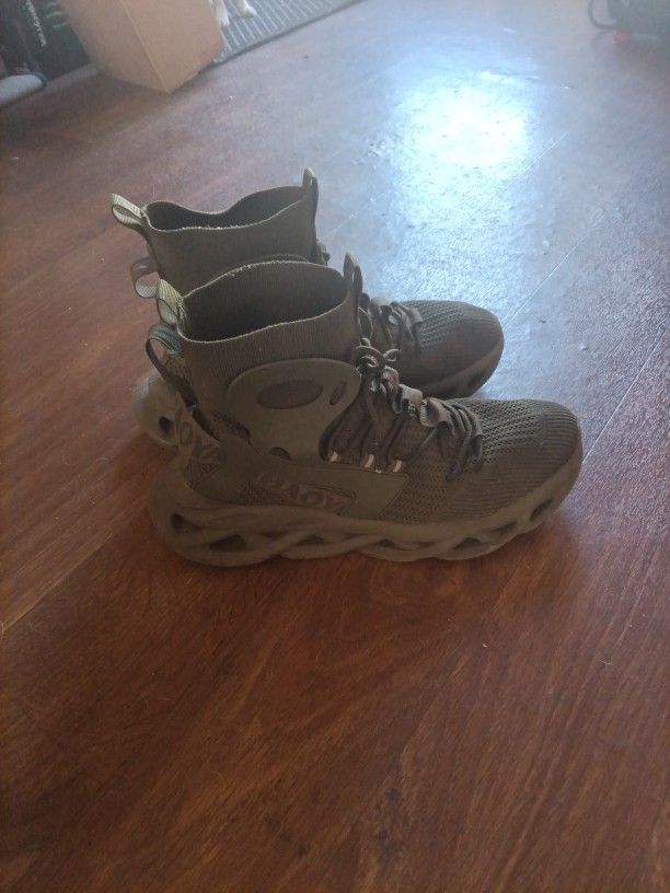 Used Temu Shoes Really Comfortable 9.5