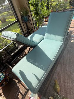 Double outdoors chaise lounge chair