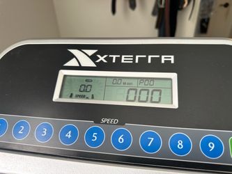 XTERRA TREADMILL IN EXCELLENT  CONDITION !!!!!!