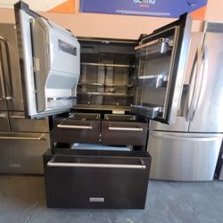 Refrigerator Kitchen Aid 