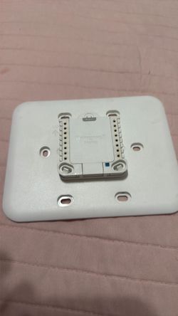 Honey well home thermostat