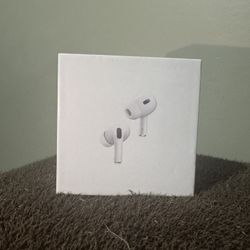Apple AirPods Pro 2nd Generation with MagSafe Wireless Charging Case - White