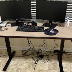 Desk Top/ Computer Set 