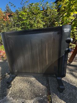 De'Longhi SafeHeat Space Heater